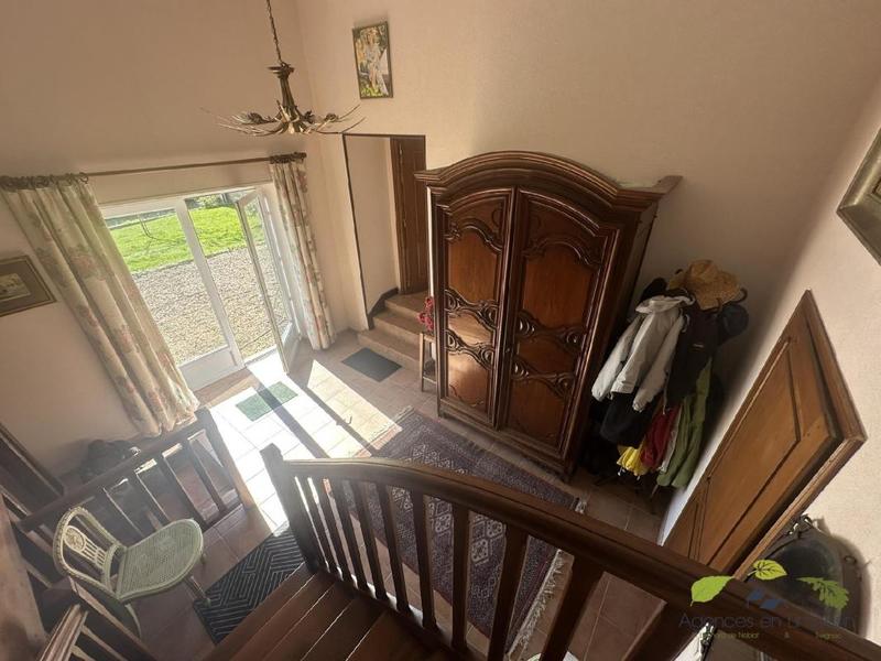 Propriété - 186 m² - 7 pièces