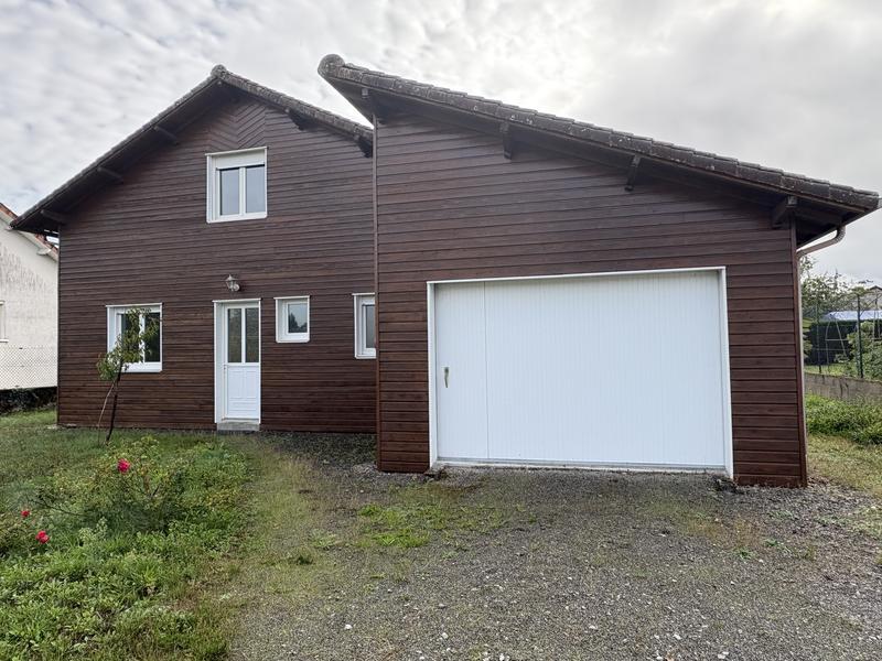 Maison - 88 m² - 4 pièces