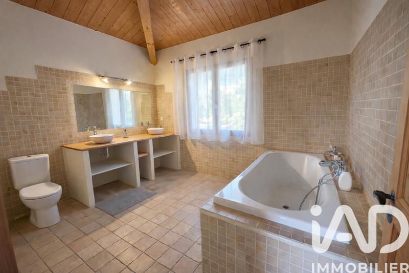 Bastide - 196 m² - 7 pièces