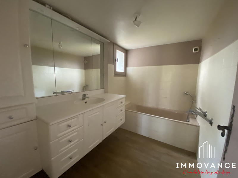 Maison ancienne - 105 m² - 4 pièces