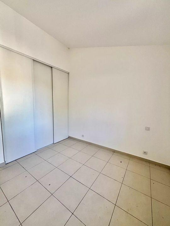 Appartement - 82 m² - 3 pièces