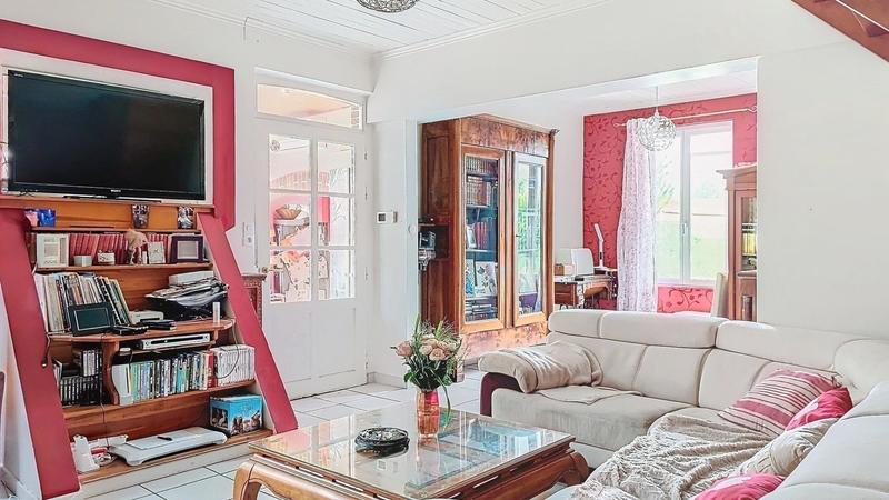 Maison - 166 m² - 6 pièces