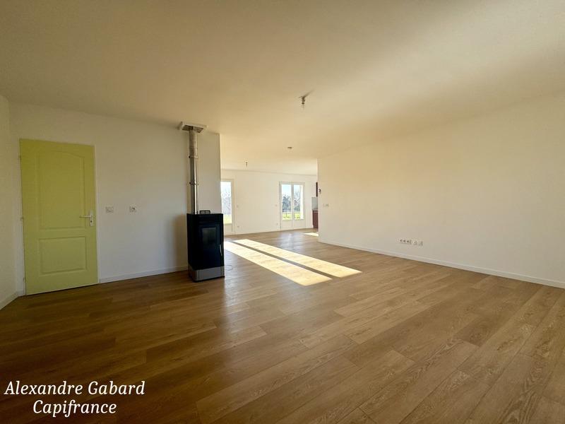 Maison - 110 m² - 4 pièces