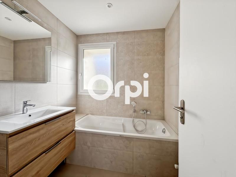 Villa - 104 m² - 4 pièces