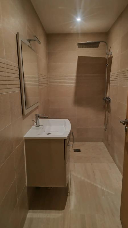 Maison - 252 m² - 11 pièces