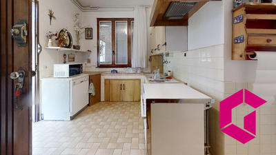 Maison - 190 m² - 7 pièces