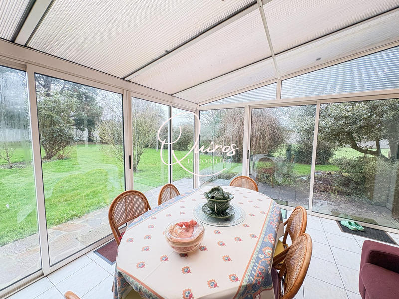 Maison - 230 m² - 7 pièces