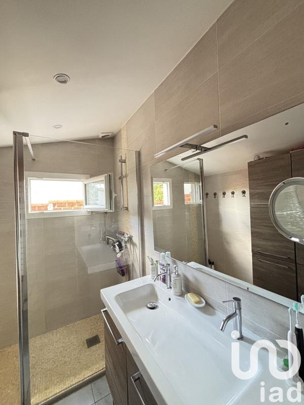 Maison - 104 m² - 6 pièces