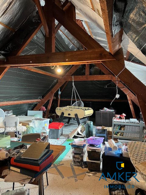 Maison traditionnelle - 87 m² - 4 pièces