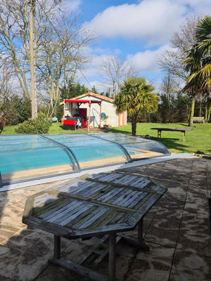 Maison - 202 m² - 6 pièces