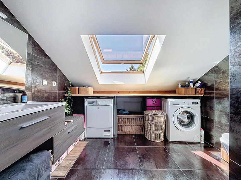 Maison - 130 m² - 4 pièces