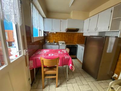 Maison - 80 m² - 4 pièces