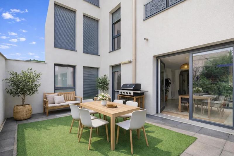 Maison - 89 m² - 5 pièces