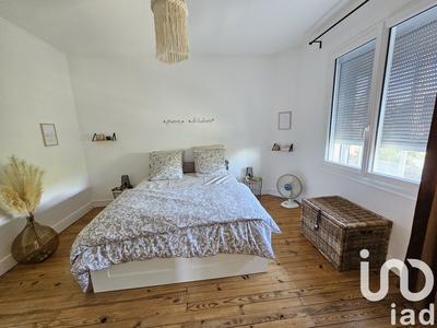 Maison - 180 m² - 10 pièces