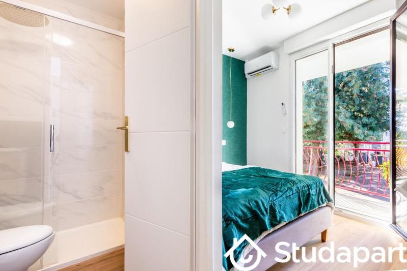 Chambre - 13 m² - 1 pièce