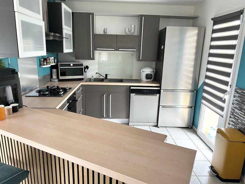 Maison traditionnelle - 105 m² - 4 pièces