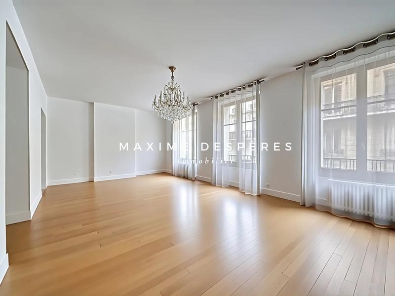 Appartement - 117 m² - 4 pièces