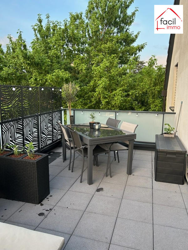 Appartement - 80 m² - 4 pièces