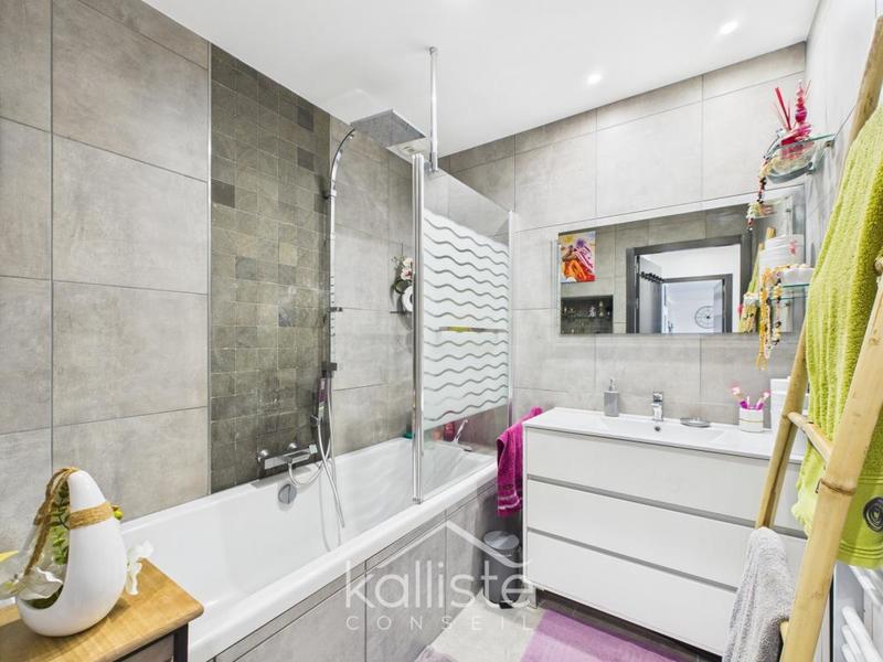 Appartement - 71 m² - 3 pièces