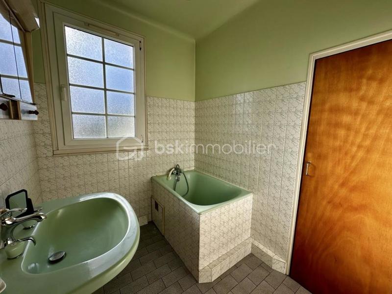 Maison traditionnelle - 108 m² - 5 pièces