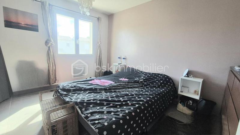 Villa - 80 m² - 4 pièces