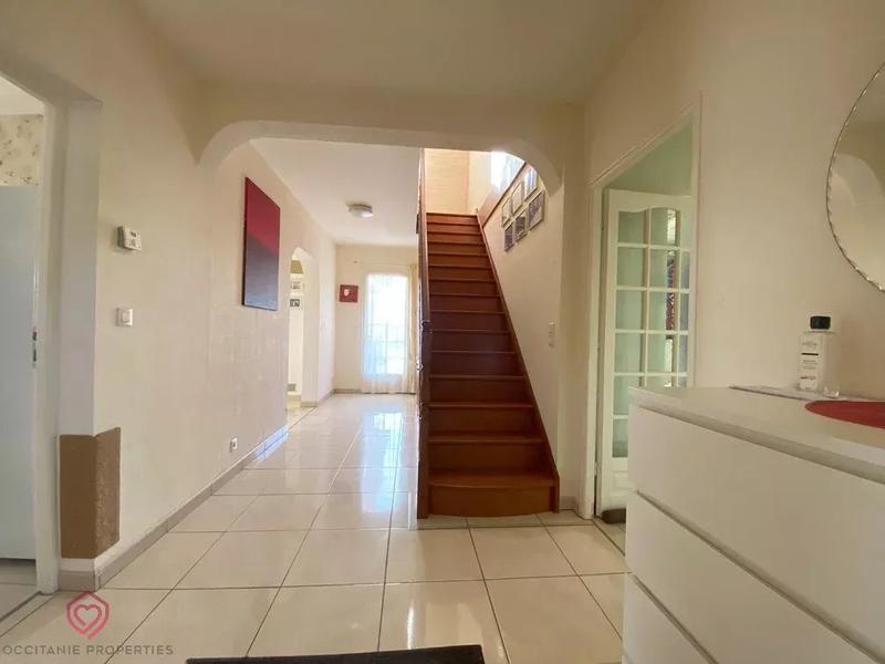 Maison - 215 m² - 5 pièces