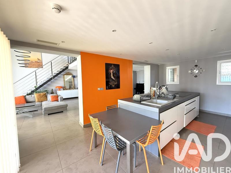 Maison de maîtres - 212 m² - 6 pièces