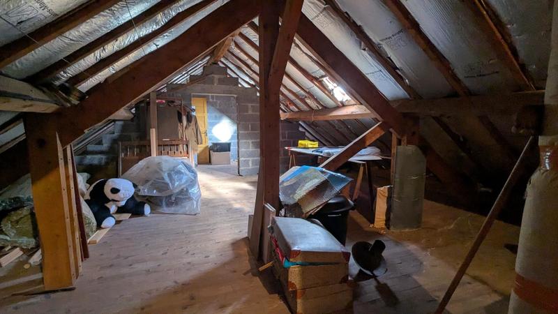 Maison - 97 m² - 6 pièces