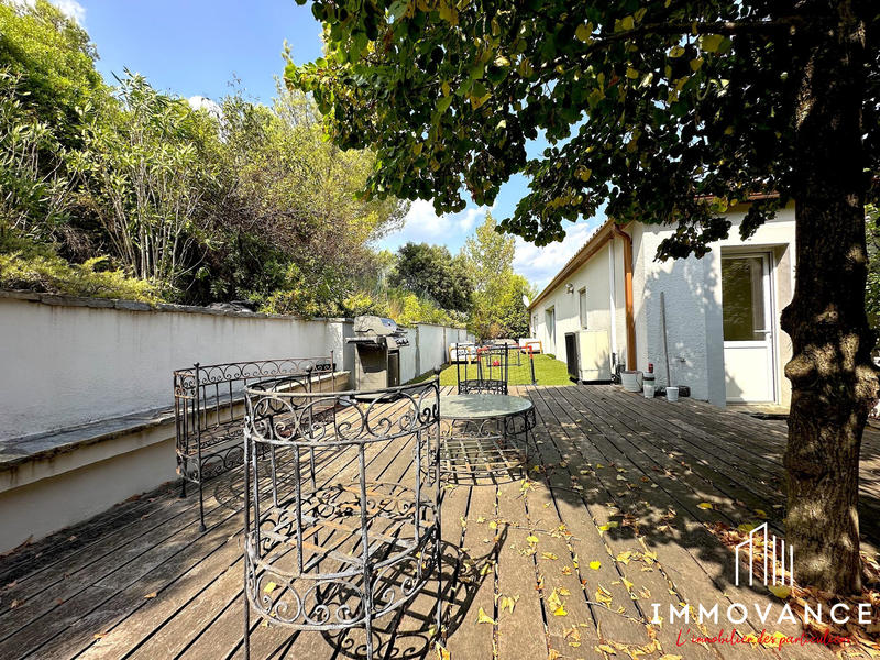 Villa - 180 m² - 6 pièces