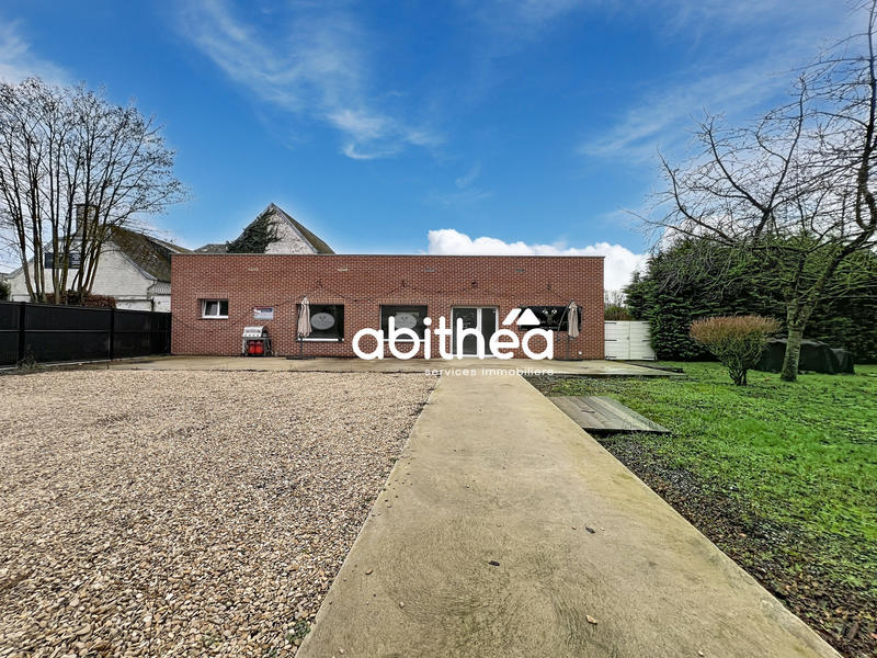 Maison - 380 m² - 13 pièces