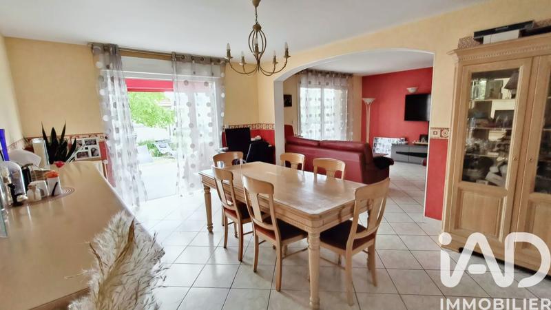Maison - 140 m² - 6 pièces