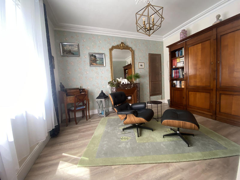 Maison - 147 m² - 7 pièces