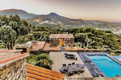 Mas - 171 m² - 8 pièces