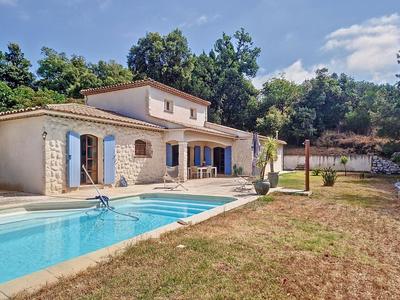 Villa - 140 m² - 4 pièces
