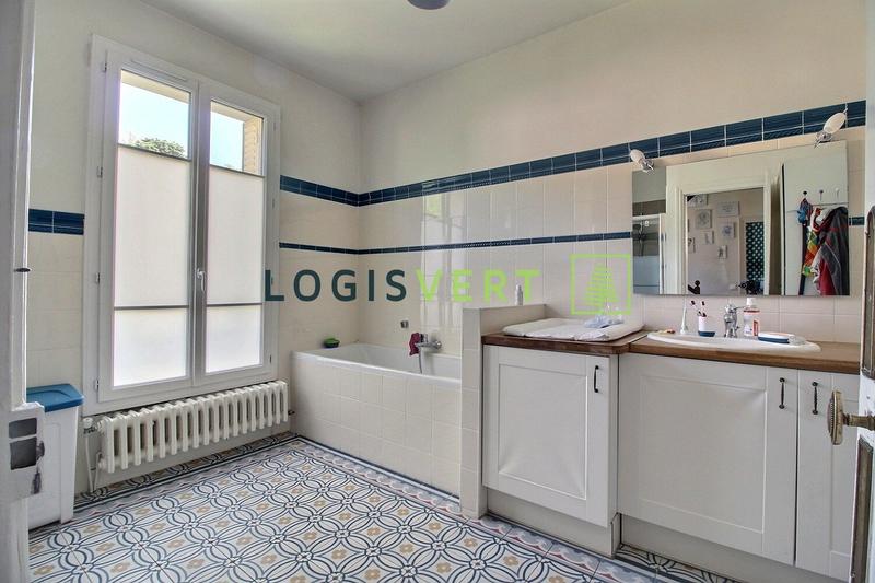 Maison - 130 m² - 8 pièces