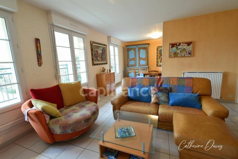 Appartement - 131 m² - 6 pièces