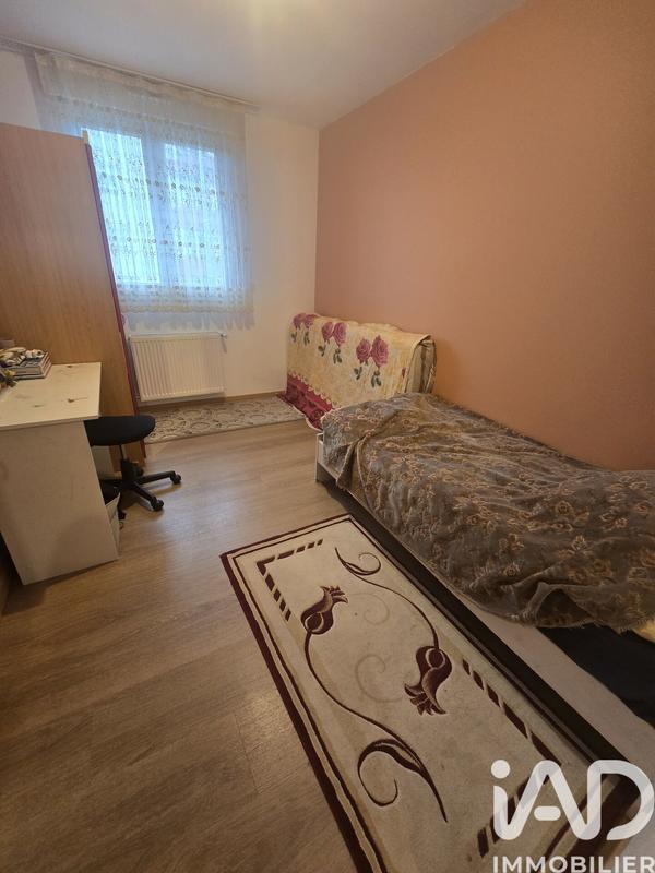 Maison - 220 m² - 7 pièces