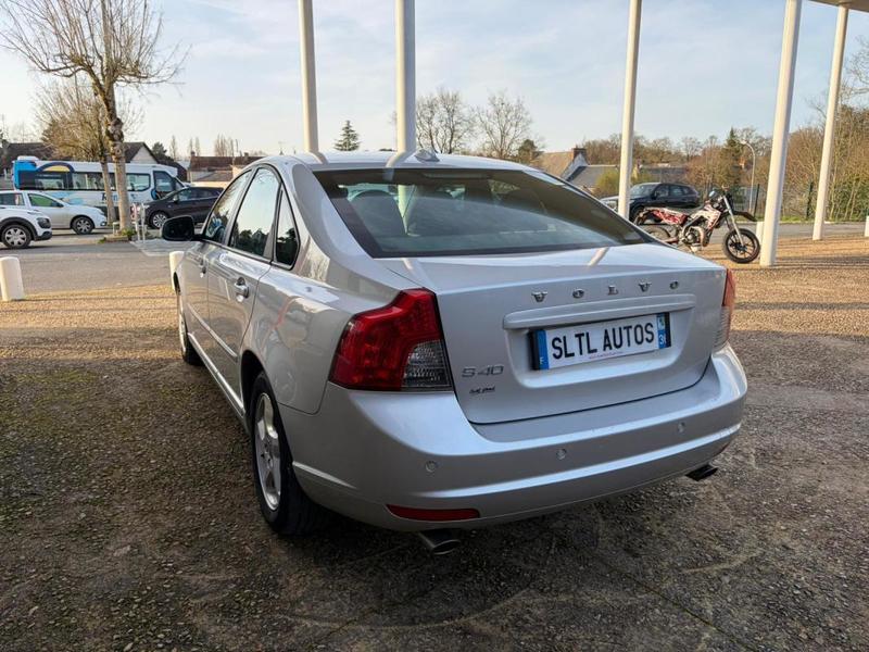 Volvo S40 2.0 D3 150ch – Berline Confort &amp; Fiable 2011 127 000km - Garantie 6 Mois