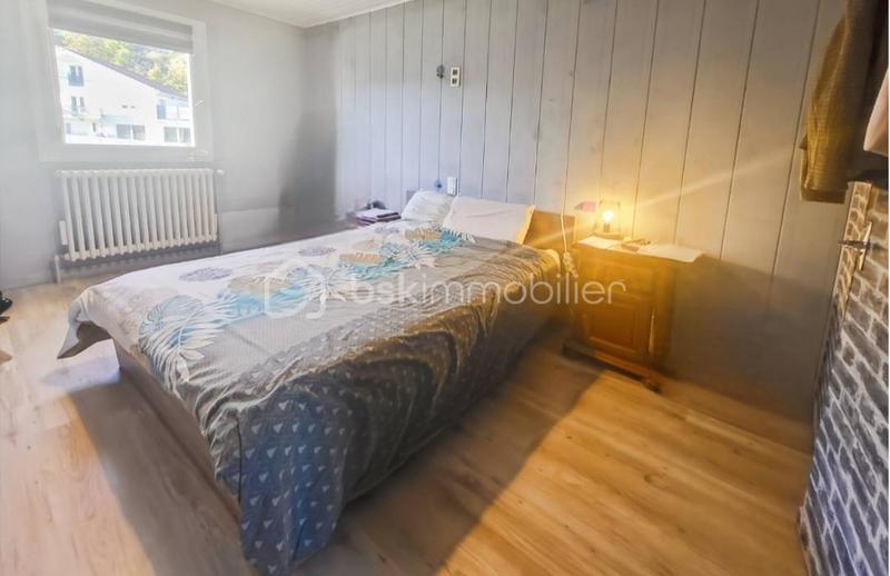 Appartement - 85 m² - 4 pièces