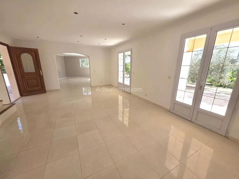 Maison - 136 m² - 5 pièces