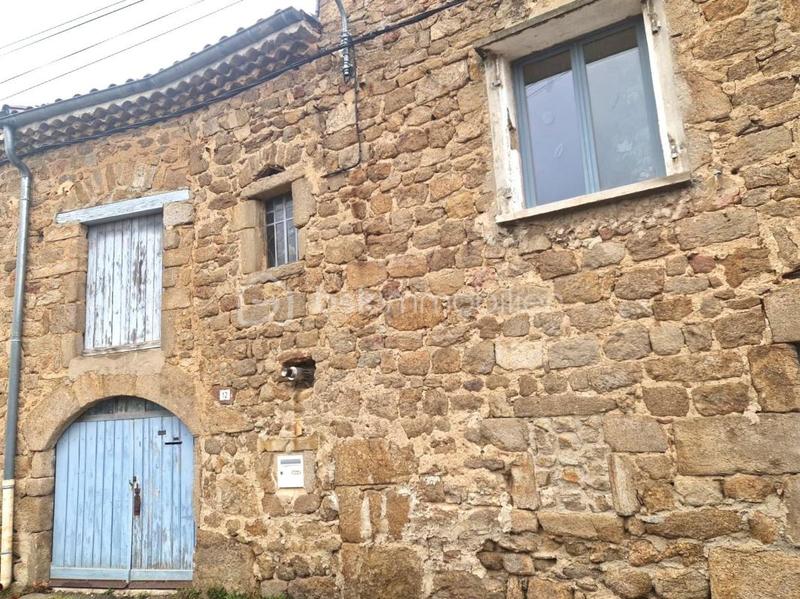 Maison de village - 80 m² - 4 pièces