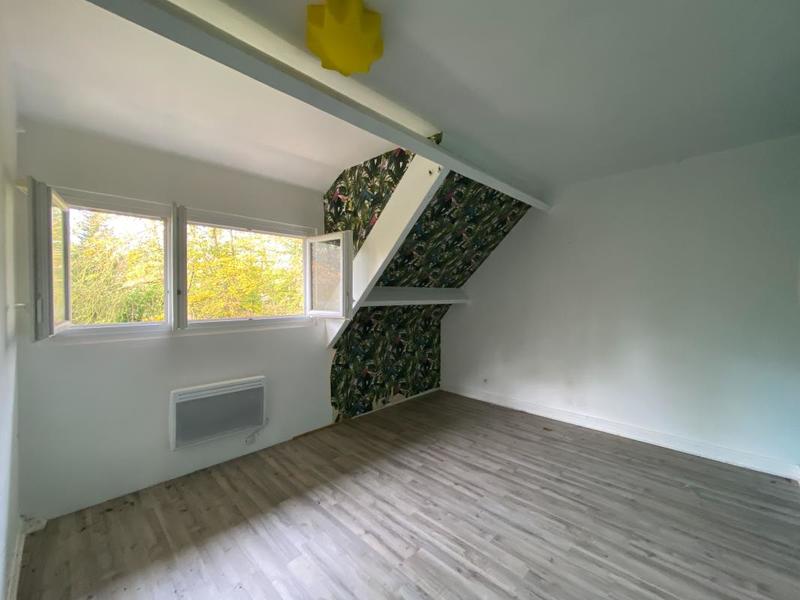 Maison - 284 m² - 9 pièces