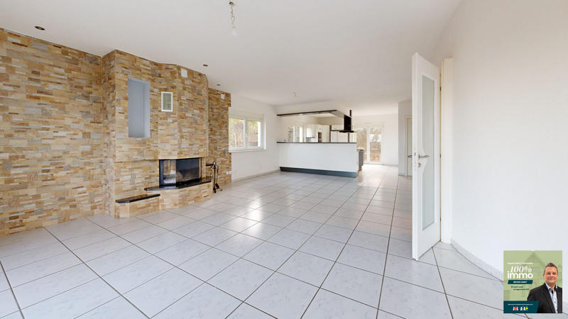 Maison - 390 m² - 12 pièces