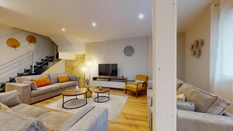 Maison bordelaise - 241 m² - 11 pièces