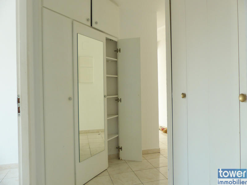 Appartement - 94 m² - 4 pièces