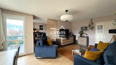 Appartement - 84 m² - 3 pièces