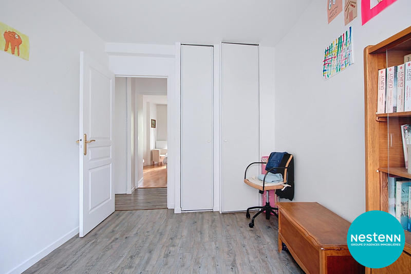 Appartement - 80 m² - 4 pièces