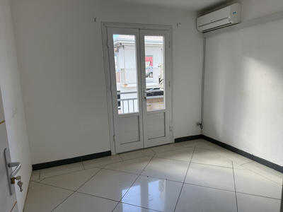 Local commercial - 77 m²