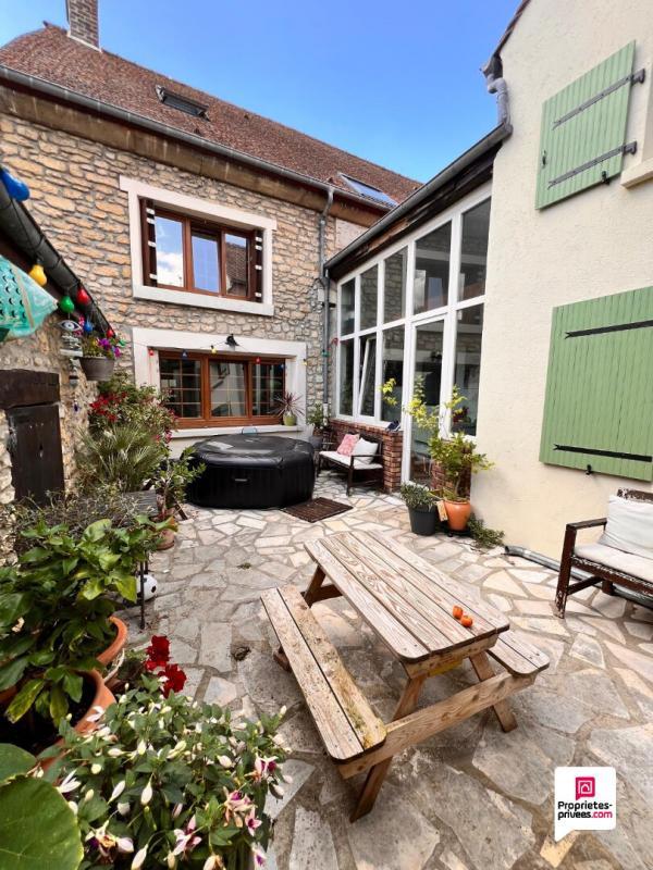 Maison de village - 145 m² - 6 pièces