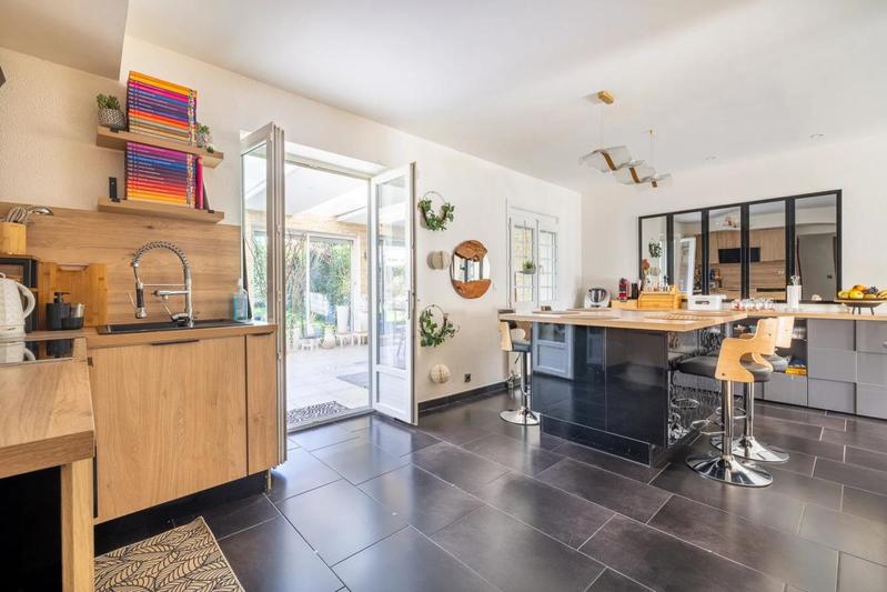 Maison - 117 m² - 7 pièces